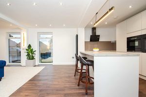 Photo 33- click for photo gallery